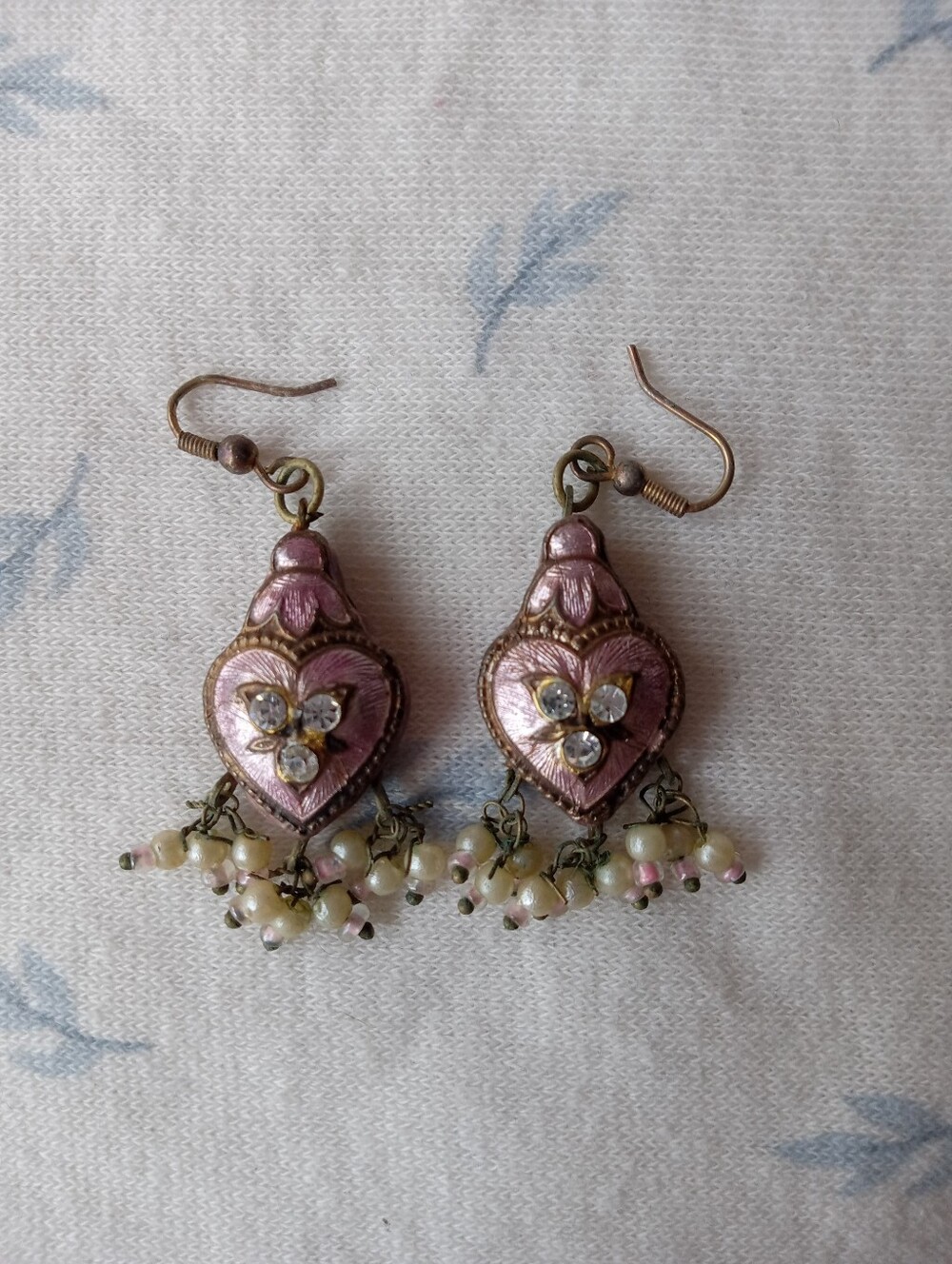 Vintage Victorian-style Heart Earrings